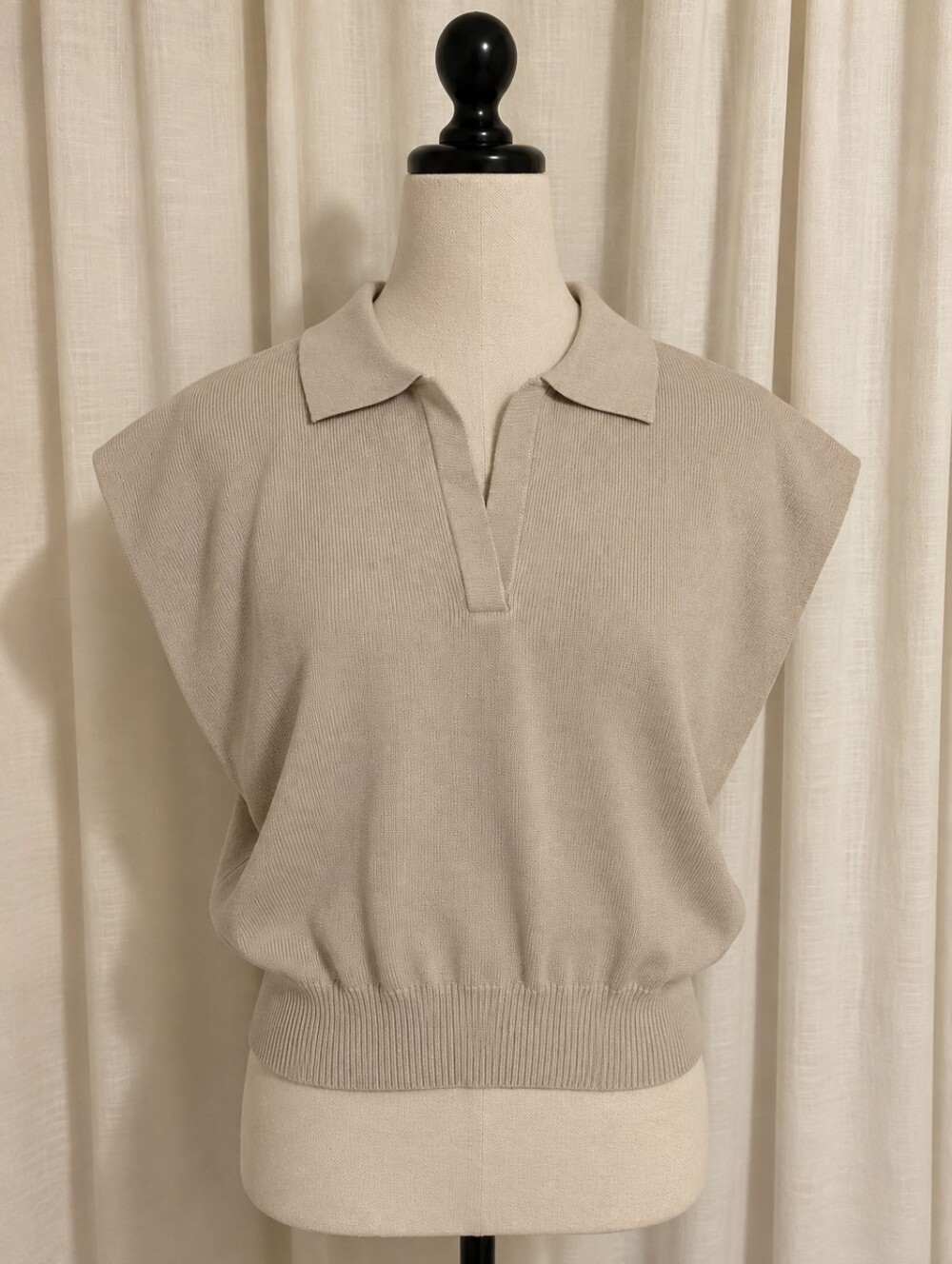Forever 21 Taupe Sleeveless V-Neck Polo Sweater
